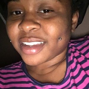 Meet your Posher, Devonna